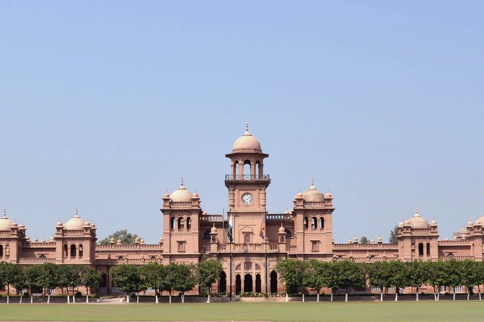 Pakistani Varsities seats of knowledge