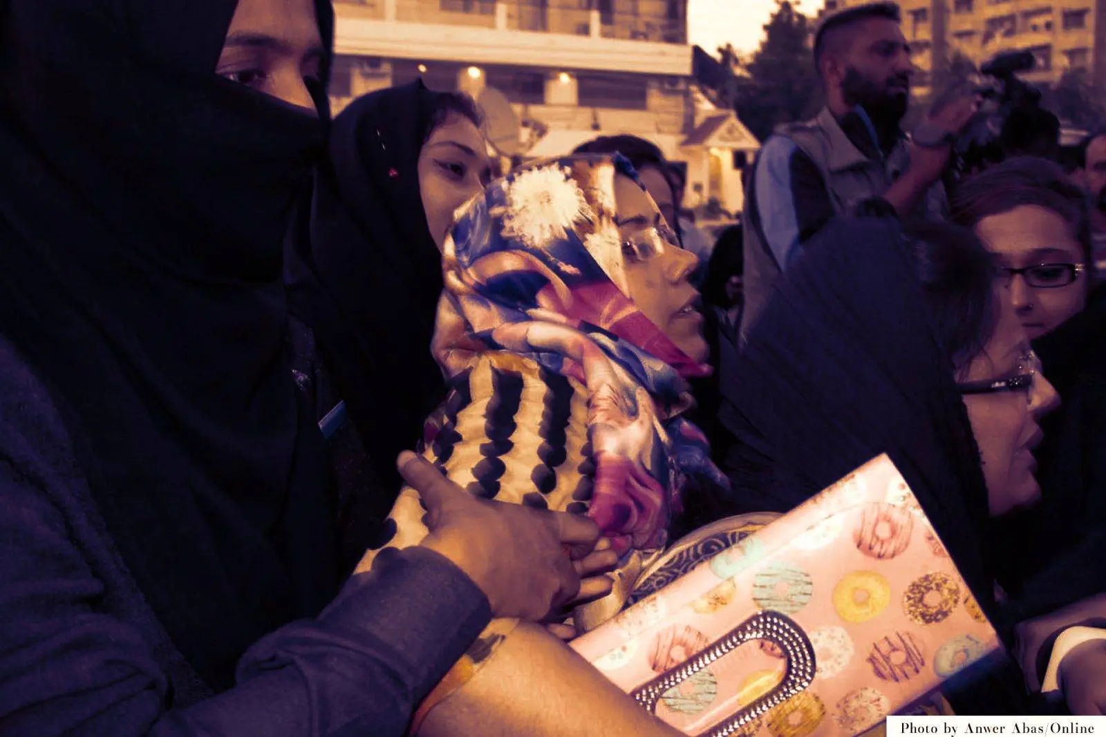Sindh teachers demanding salaries being manhandled during protest.