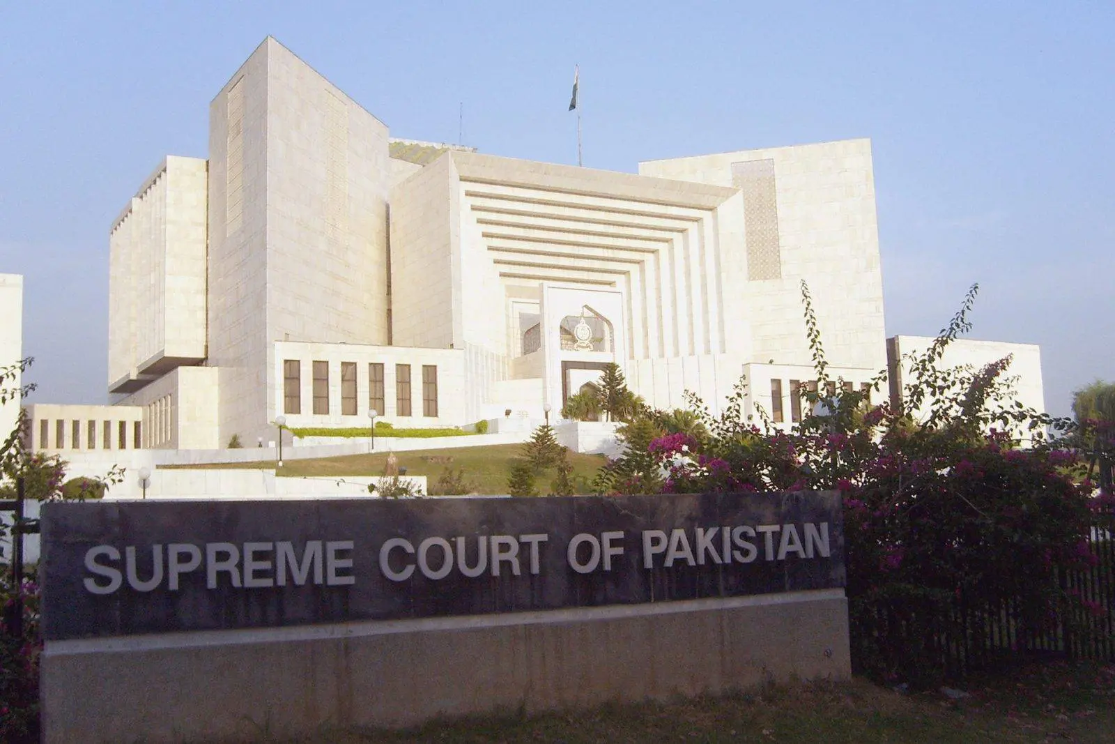 SC hears cases regarding law, medical colleges