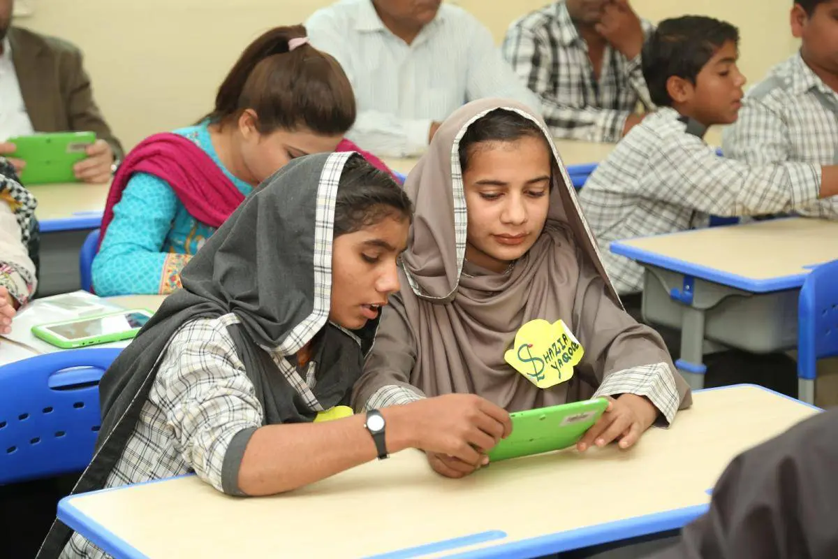 Establish 300 Model Schools