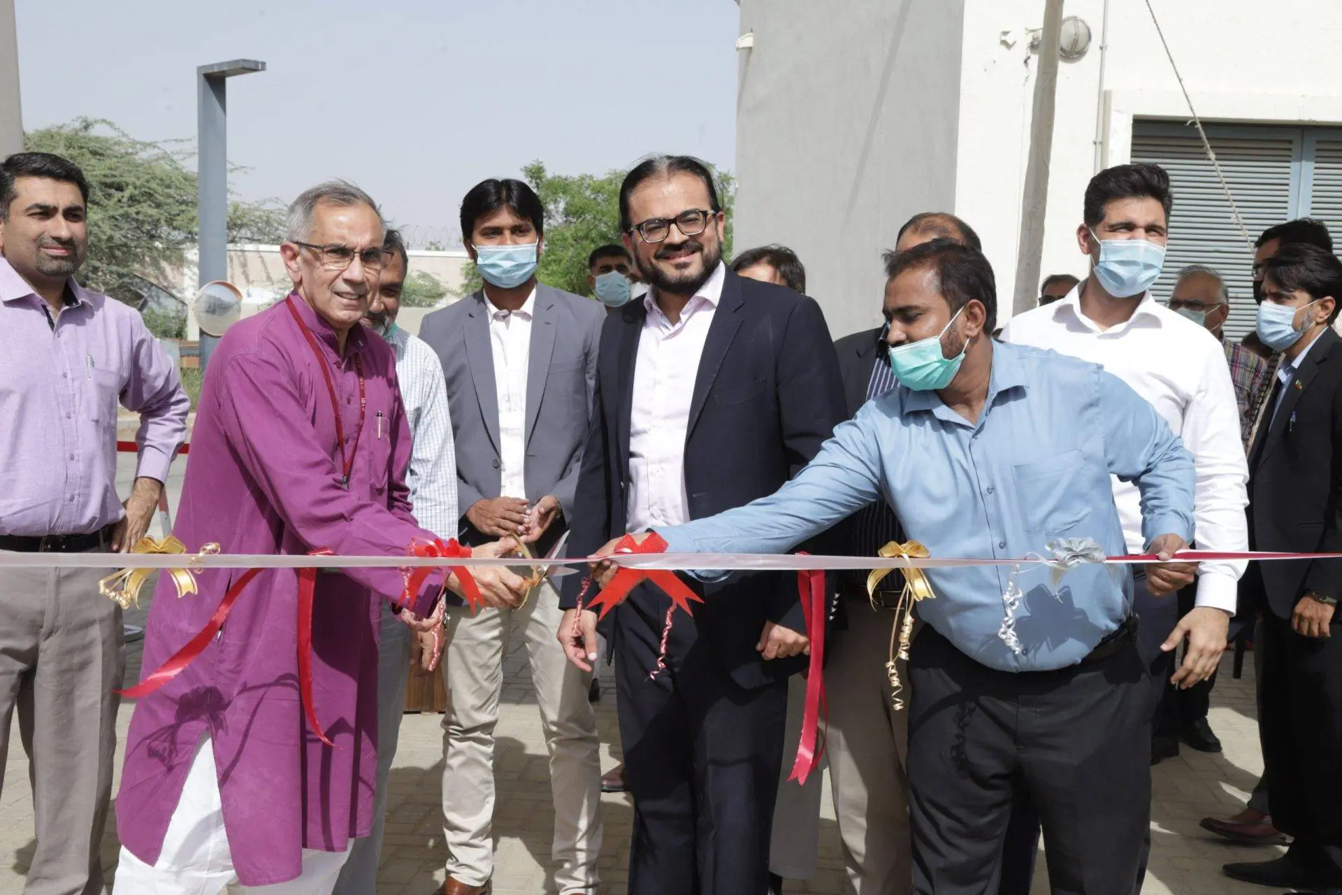 IBA Karachi holds groundbreaking ceremony for solar project