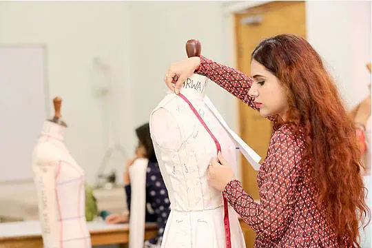 Fashion Designing universities in Pakistan