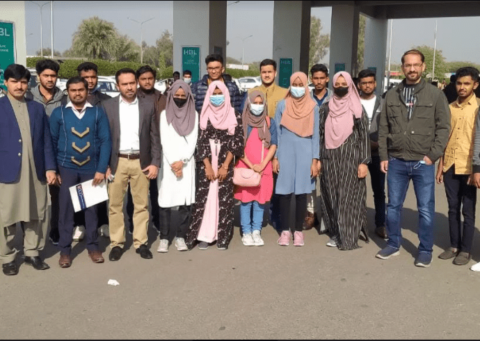 37 Sri Lankan Students Arrive in Pakistan for Undergraduate, Postgraduate Studies