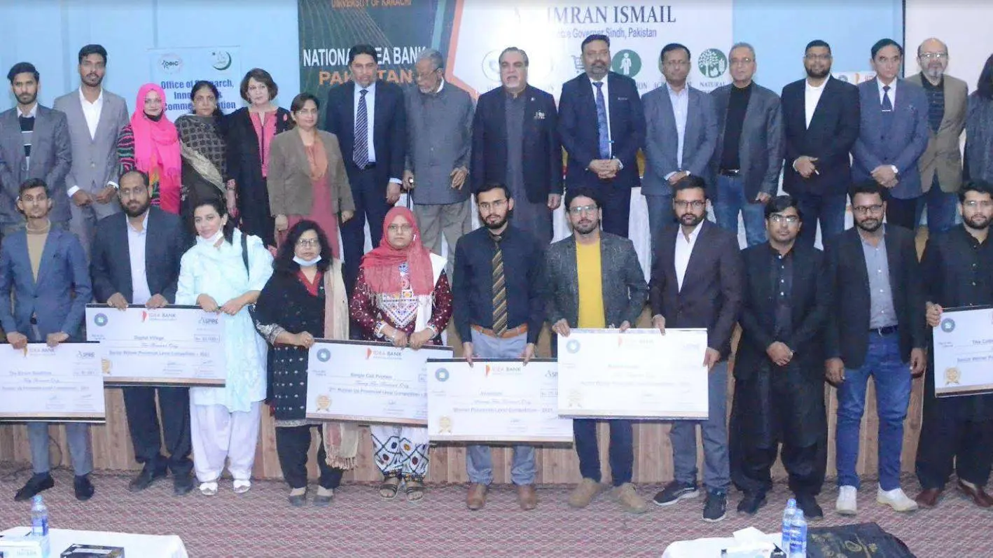 Governor Sindh distributes cash prizes and certificates among National Idea Bank winners