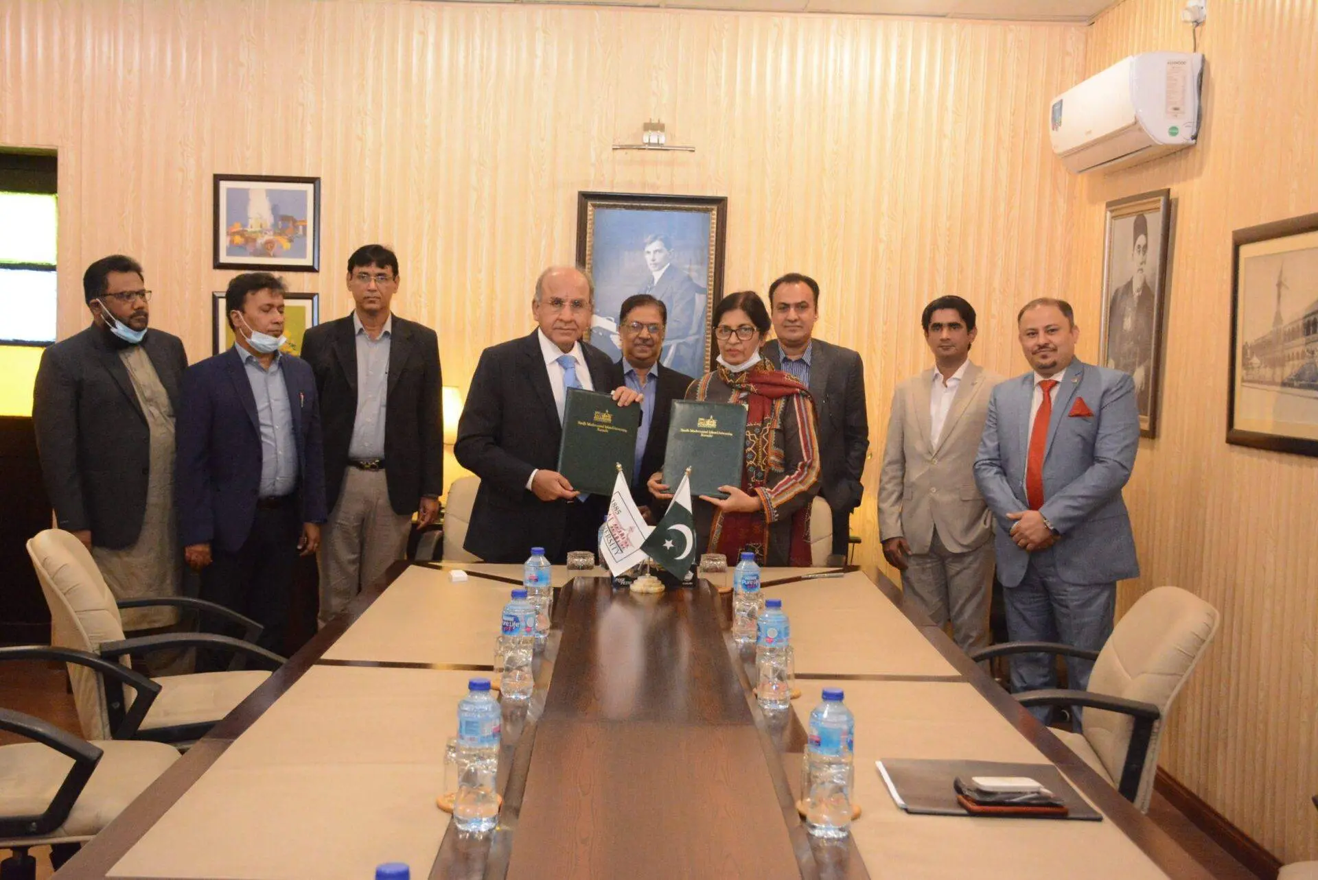 SMIU sings MoU with USMS Bhittshah