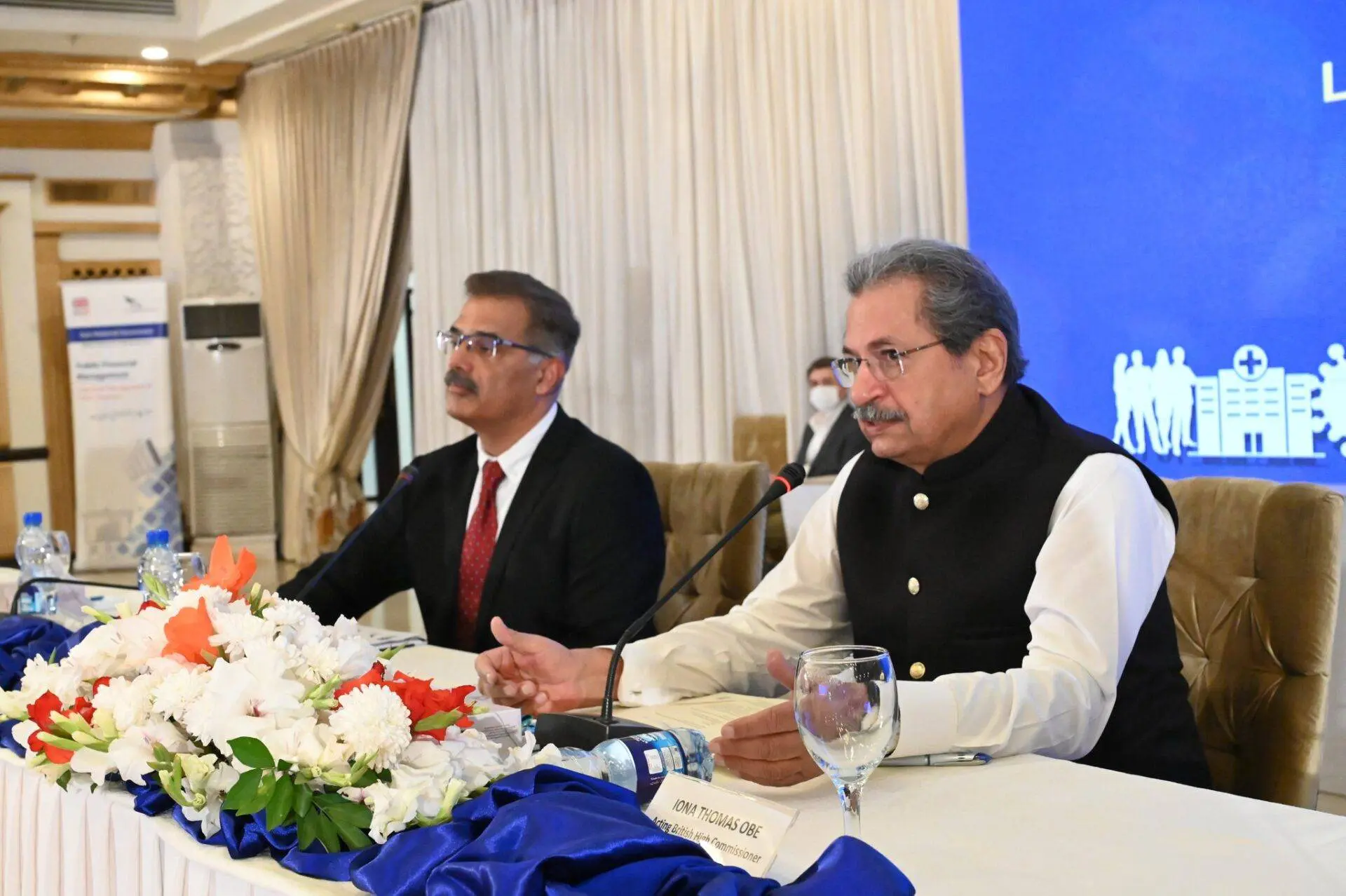 Shafqat assures support to private schools