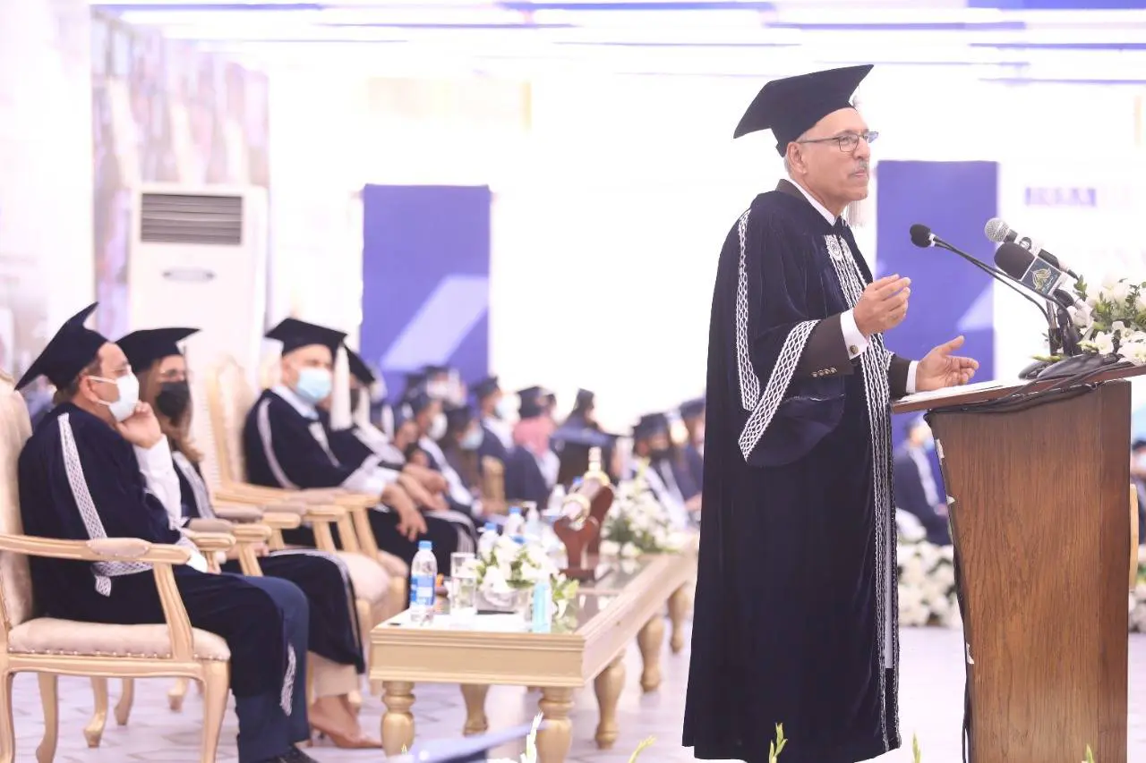 President of Pakistan calls on universities to produce more graduates