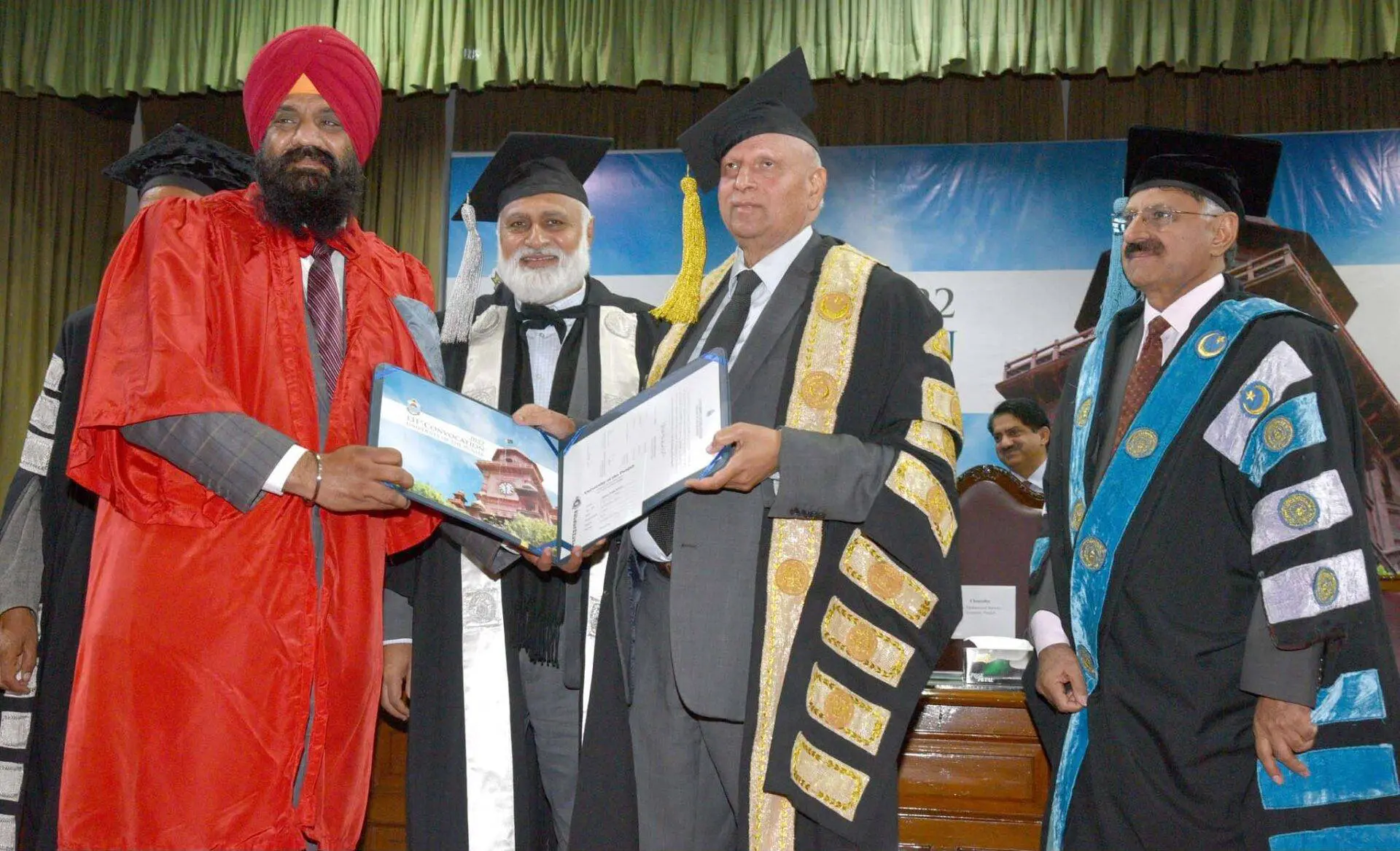 First Sikh in Pakistan gets PhD in Punjabi