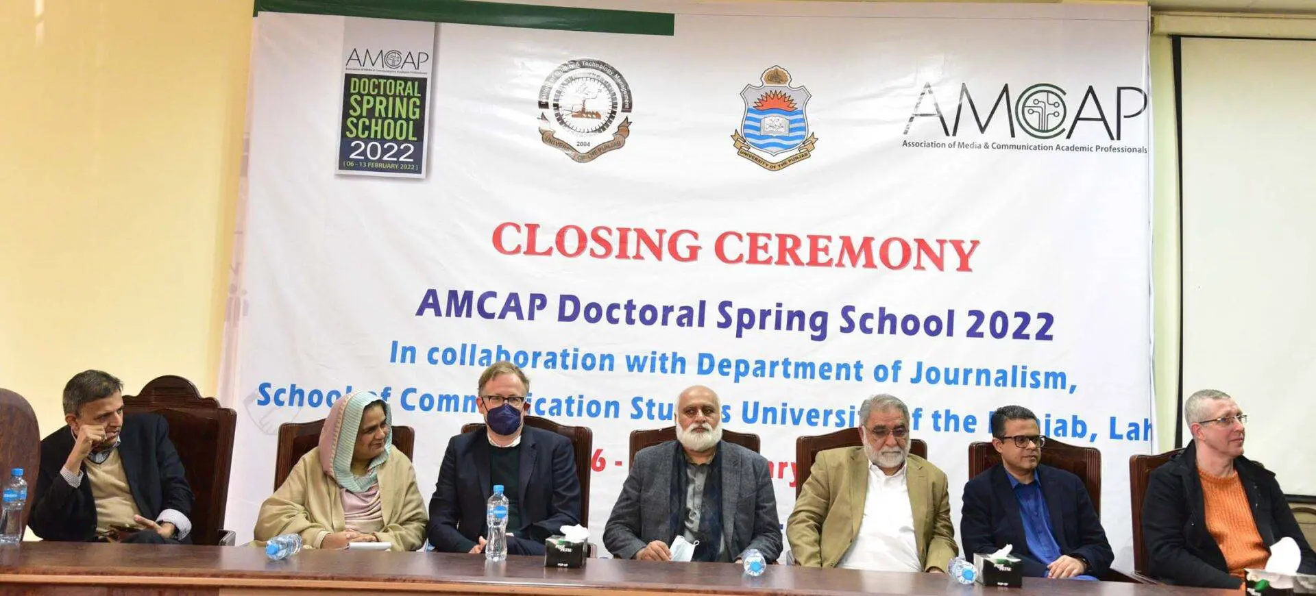 Khawar stresses balance in reporting