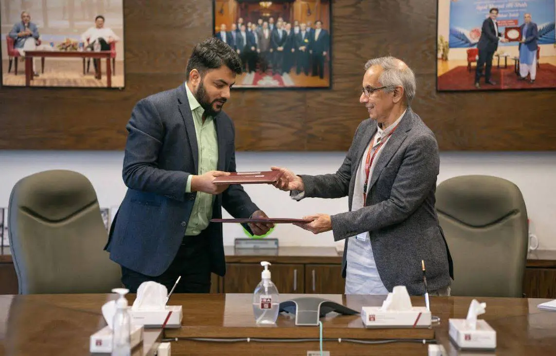 IBA Karachi and Al Kauser sign an MoU to provide financial assistance to deserving students