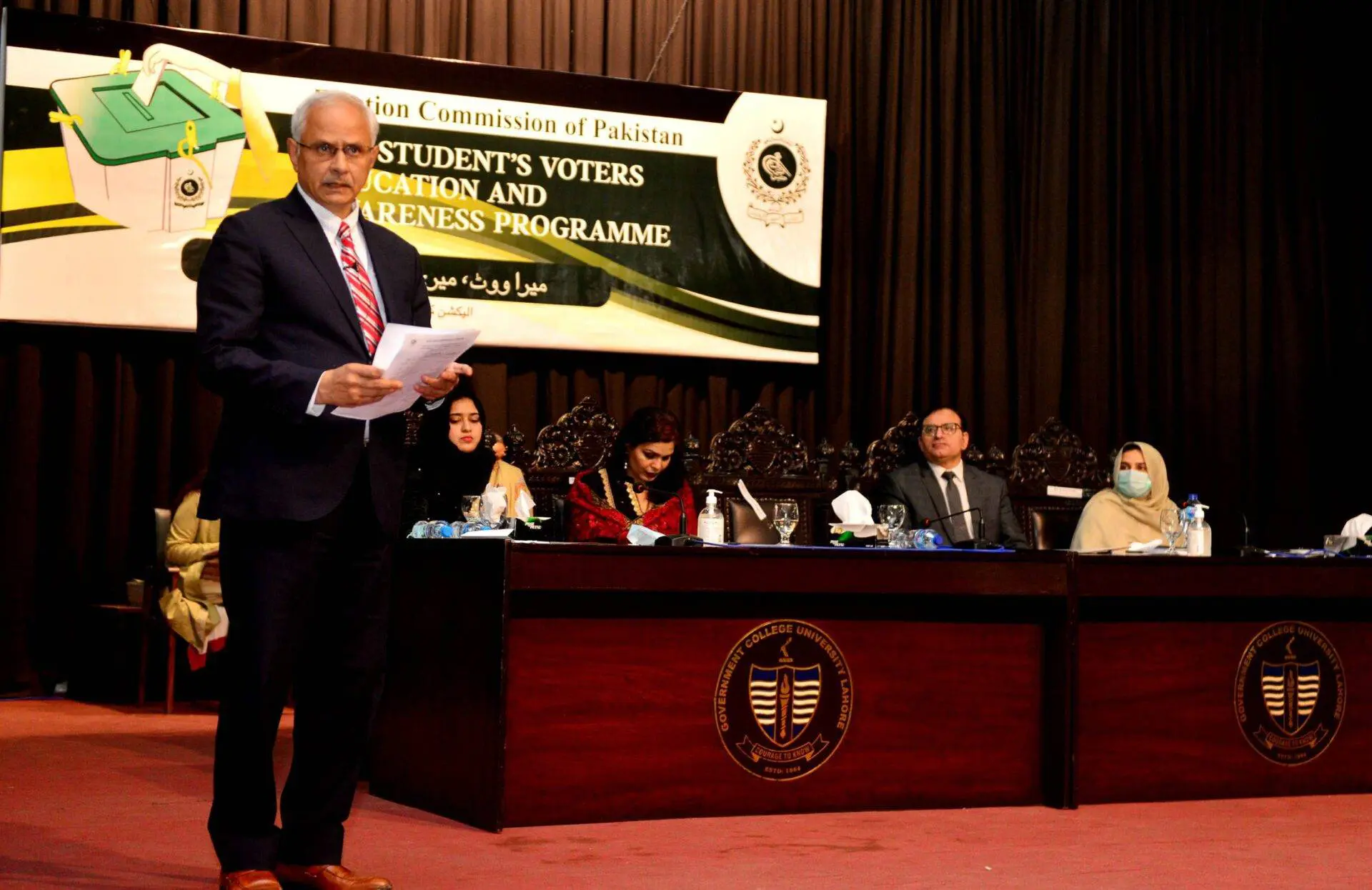 ECP holds seminar on importance of voting at GCU