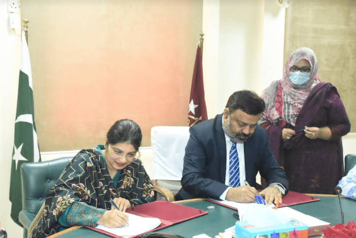 KU, GBMC inks MoU to provide grant to Dr Sami Uz Zaman Laboratory