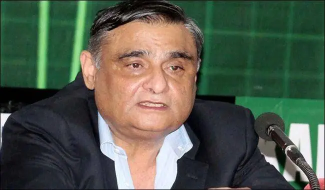 Dr. Asim Hussain declines the extension for the third term of Chairman HEC
