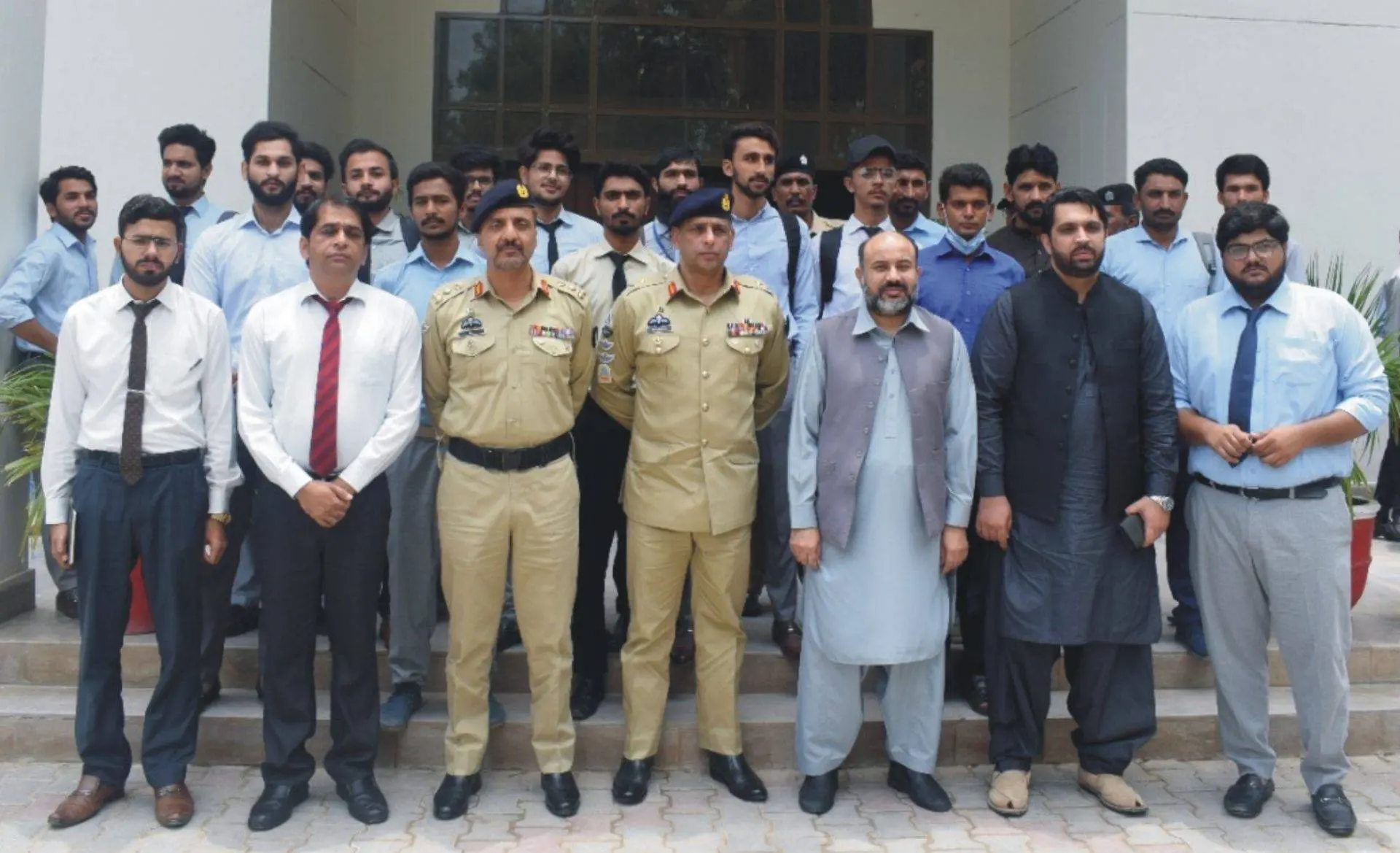 IUB seminar civil-military relations