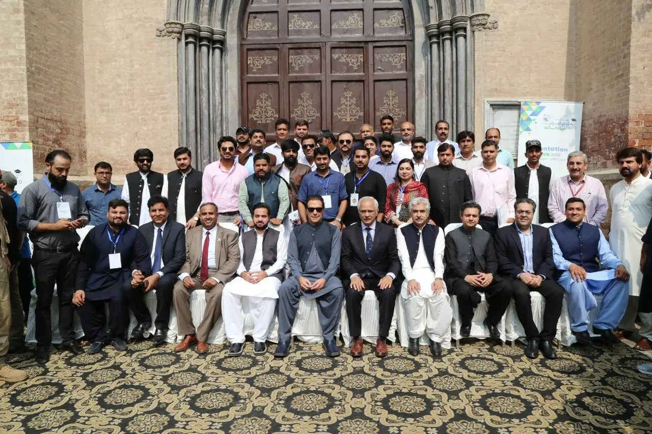 Imran khan Higher Education