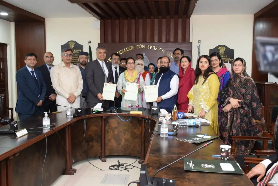 LCWU establishes Khadija-tul-Kubra Business Incubation Center