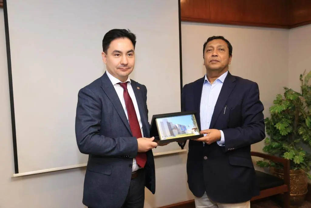 Russian Officials visit ICCBS