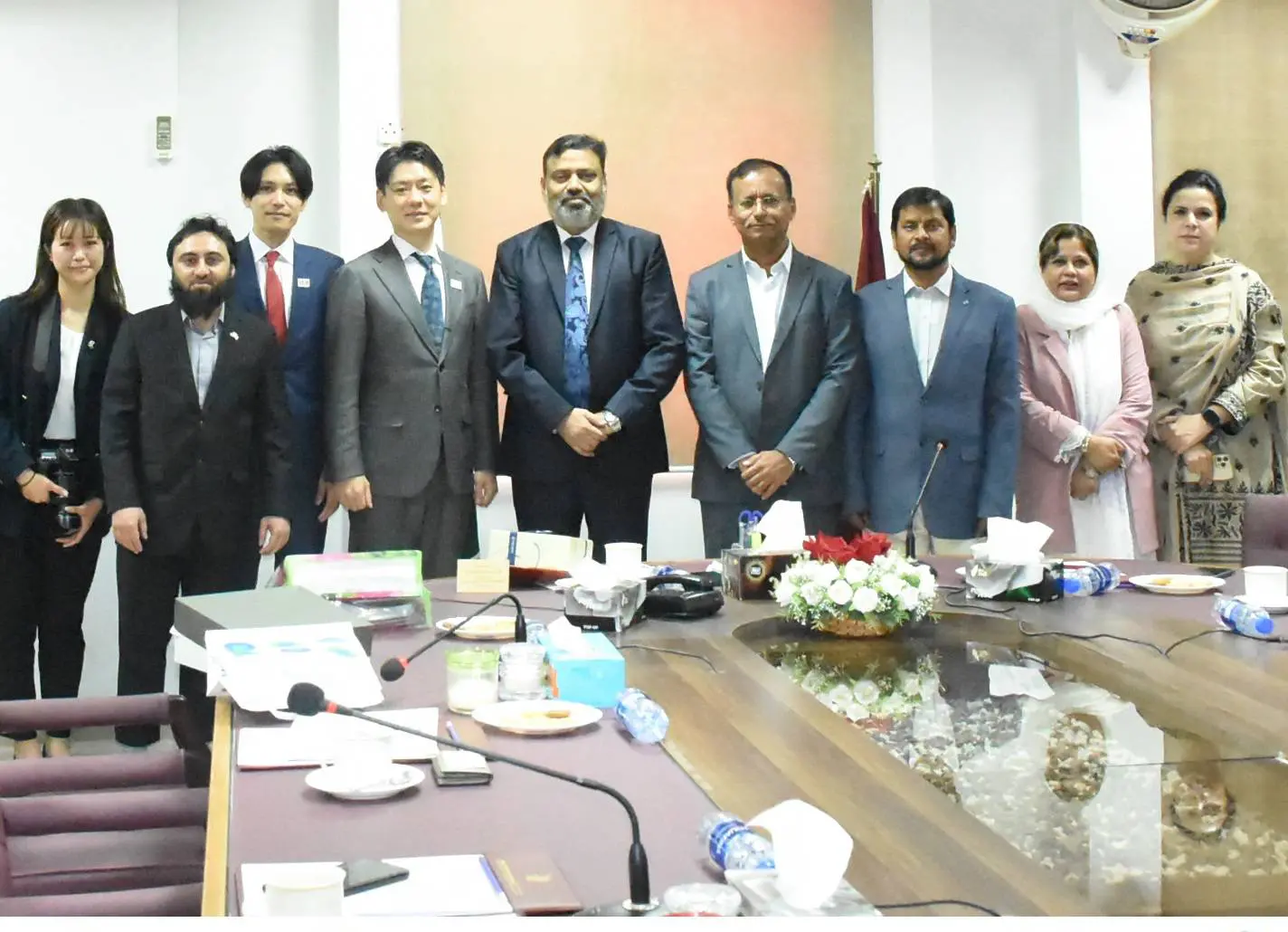 Japanese delegation UoK