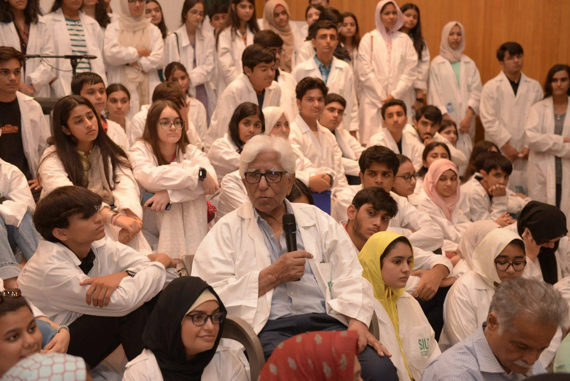 SIUT Students Volunteer Program