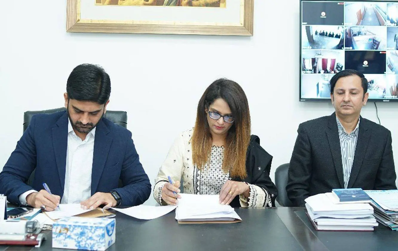 PU unveils migration course