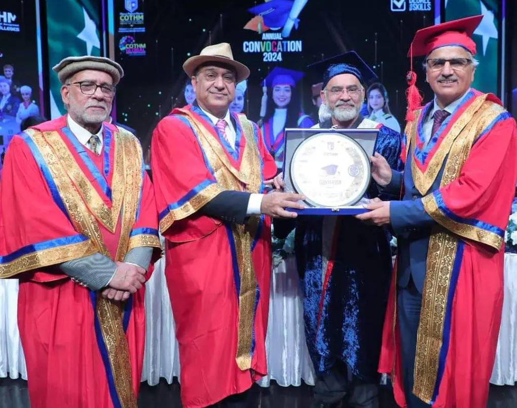 Associate Degrees in Tourism