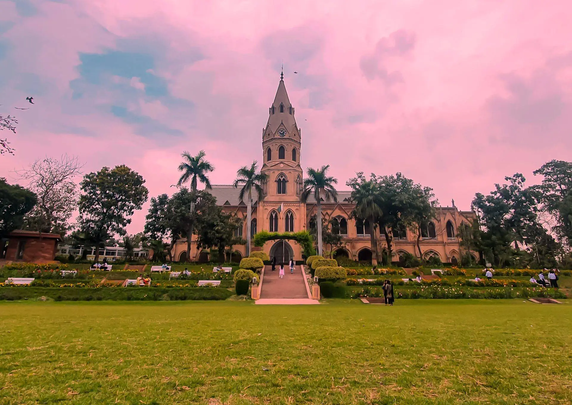 Student of GCU Allegedly Attacks Professor