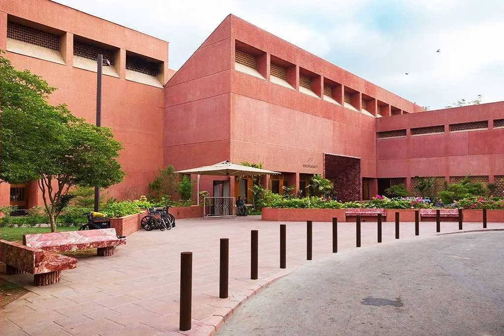 AKUH Breaks Ground in Global Healthcare Rankings