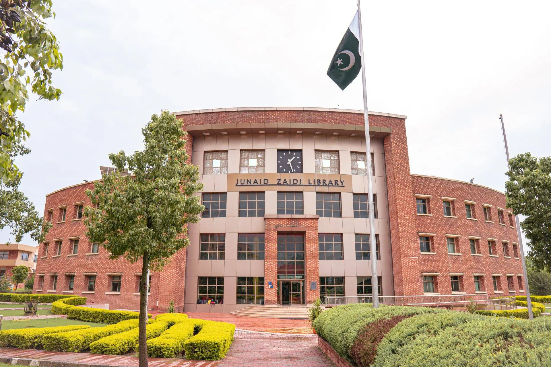 COMSATS Islamabad Over Allegations of Favoritism