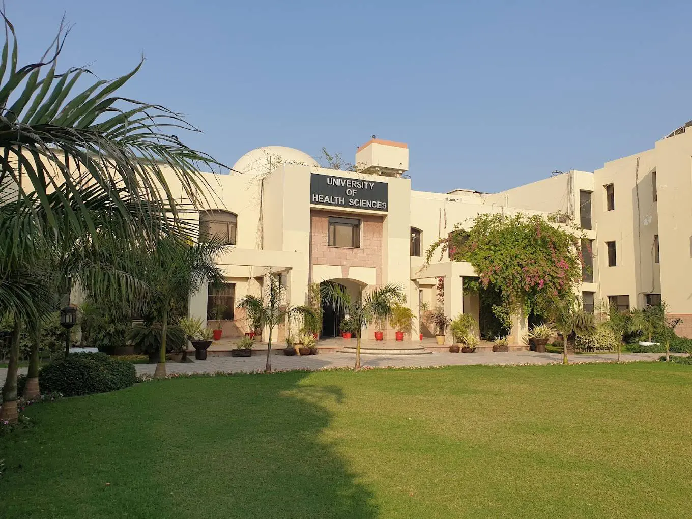 UHS ranks among Top 800