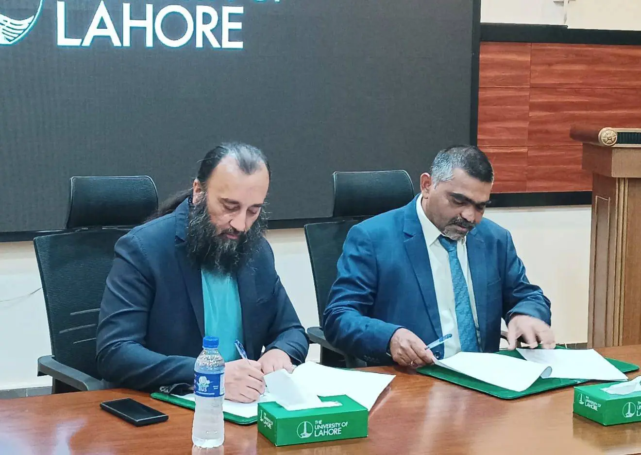UoL and CMT Srilanka Forge Academic Partnership