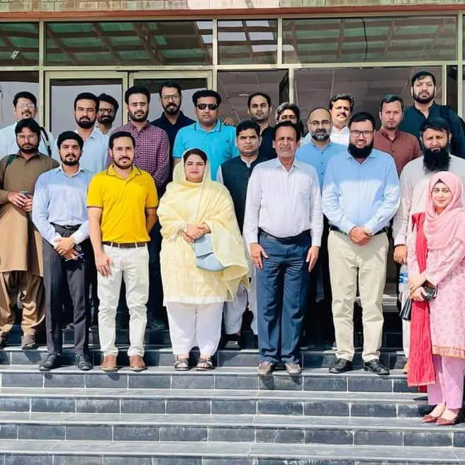 IUB organizes workshop on research publications