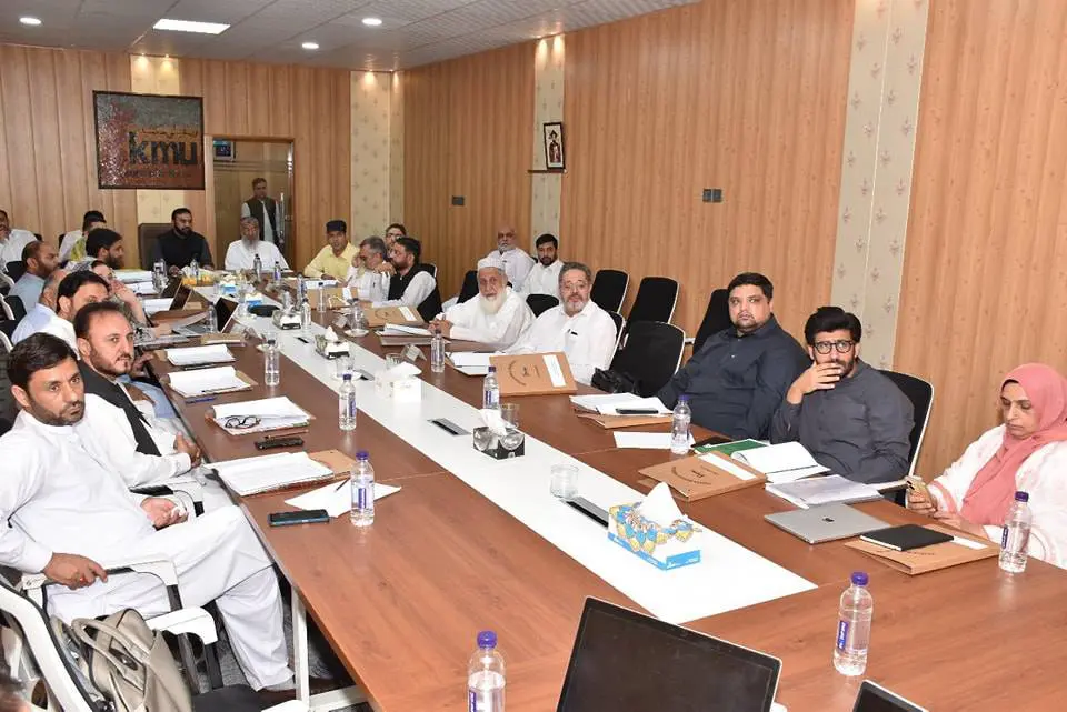 KMU Syndicate Holds 43rd Meeting