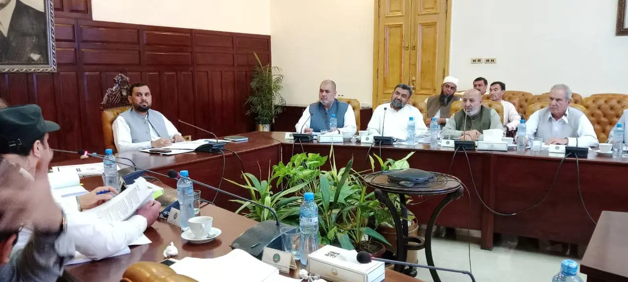 KP Considers Closing 14 Universities