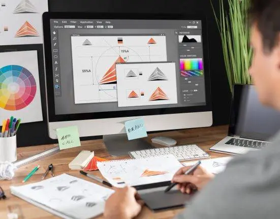 Graphic Designers Losing Their Jobs Due to AI