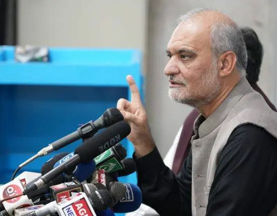 Hafiz Naeem Criticizes Commercialization of Education