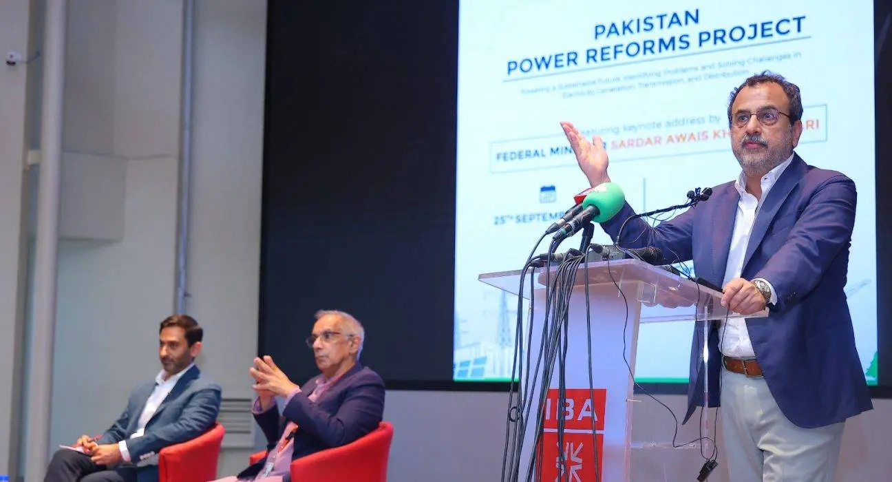 IBA Karachi Hosts Session on Pakistan Power Reforms