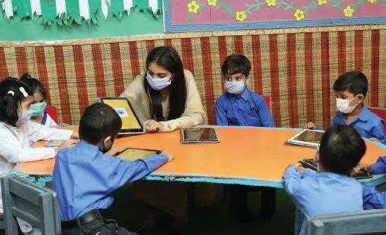 Tablets to Primary School Teachers