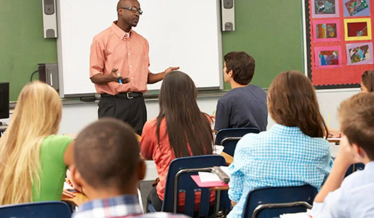 10 Best IT Schools in the USA
