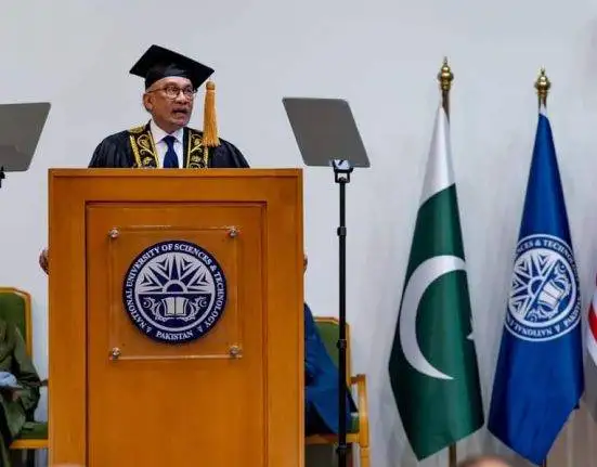 Honorary Doctorate on Malaysian PM