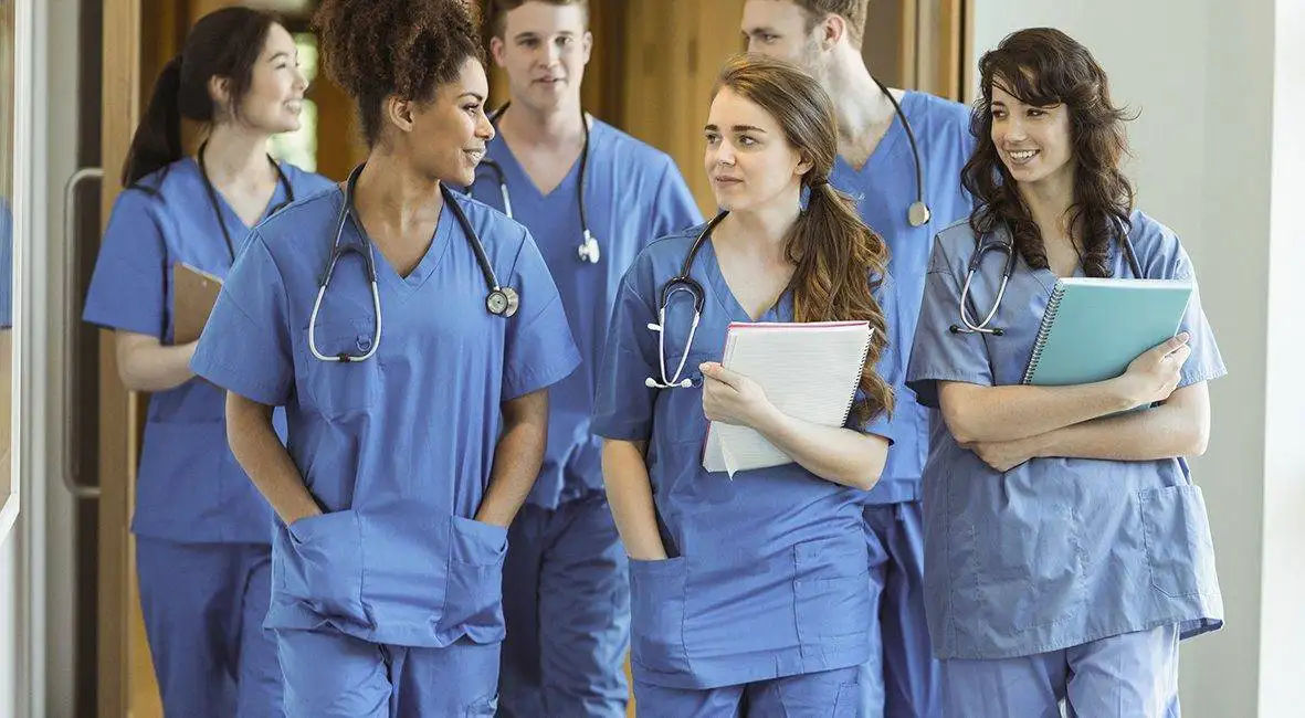 10 Best Scholarships for Medical Students in The World