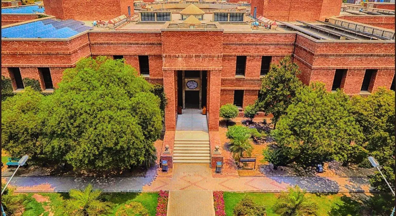 LUMS collaborates with Lahore Biennale