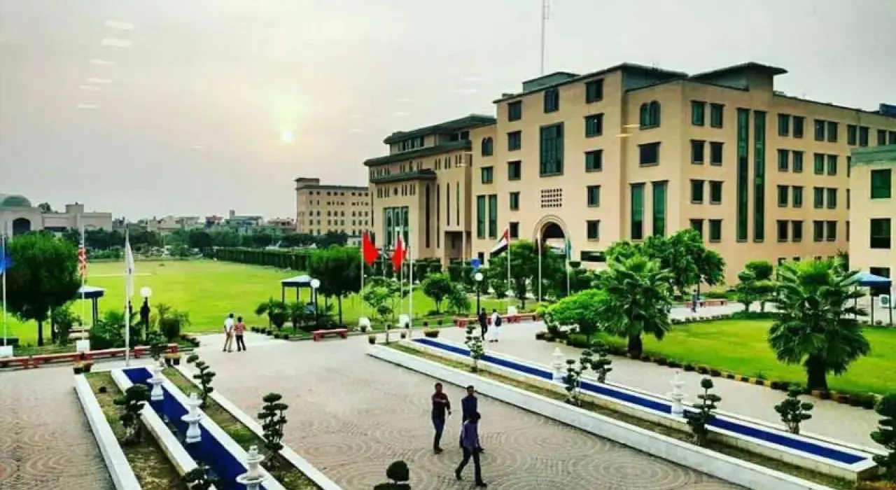 Private Sector University in Pakistan