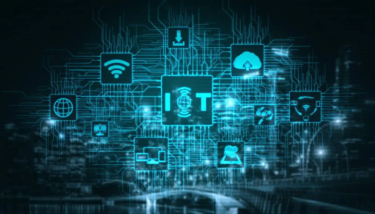 Top 10 Benefits of Pursuing a Degree in IT