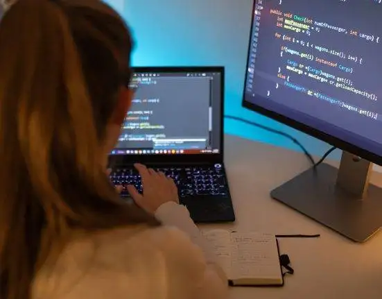 Benefits of Learning Programming Languages in 2025
