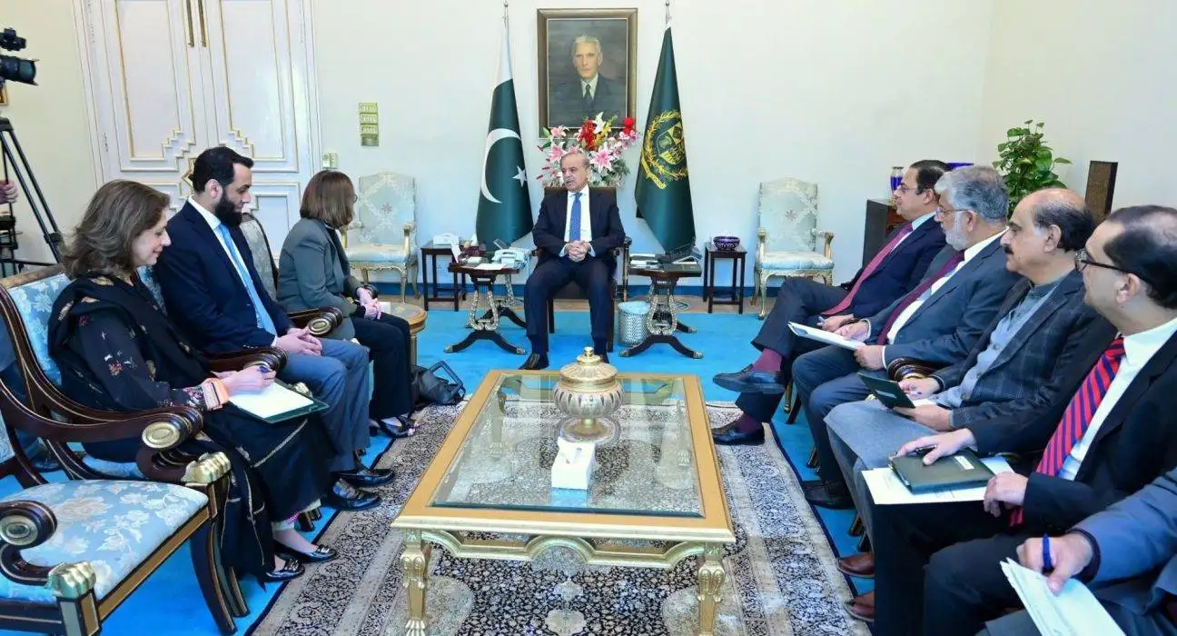 Pakistani PM Meets University of London Vice-Chancellor
