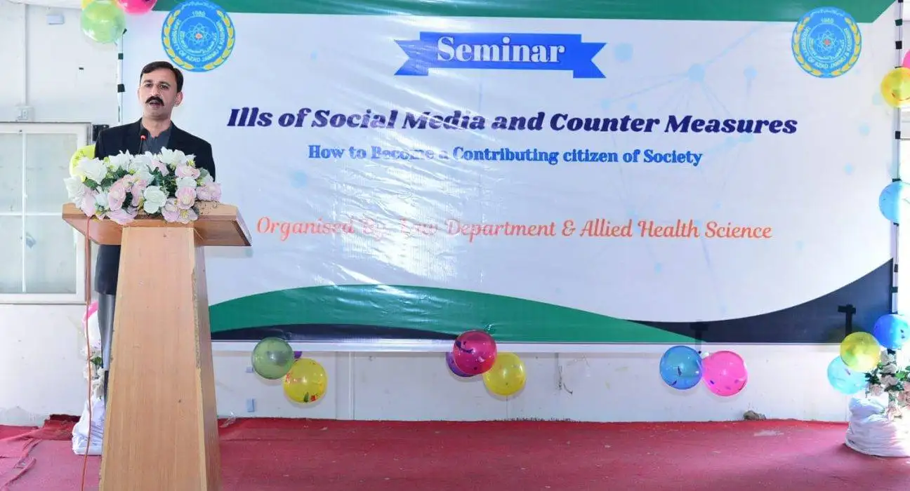 UAJK Hosts Seminar on Social Media