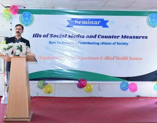 UAJK Hosts Seminar on Social Media