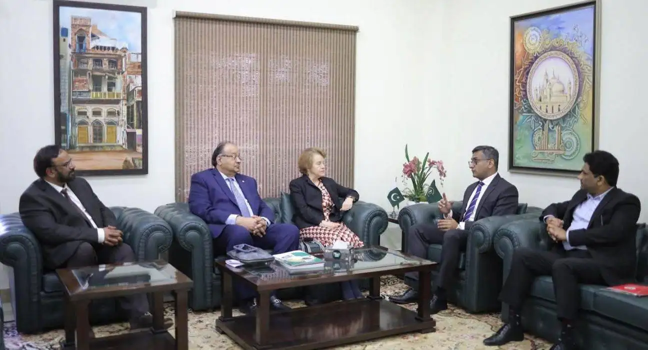 US Officials Visit UoE