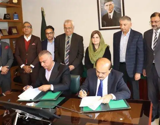 Pakistan Partners with Khan Academy