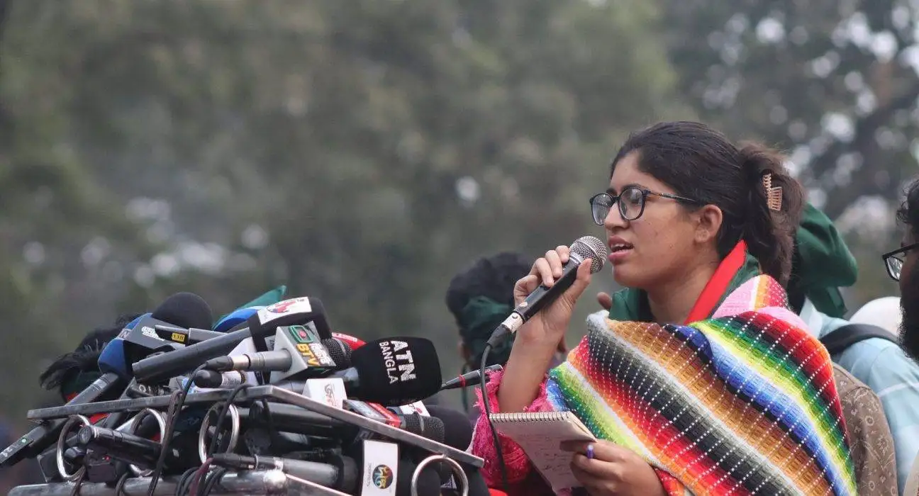 Activist Rejects Women of Courage Award